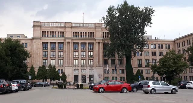 Projekt UD116 zmienia ryczałt. Przedsiębiorcy zapłacą wyższe stawki od 2027 roku