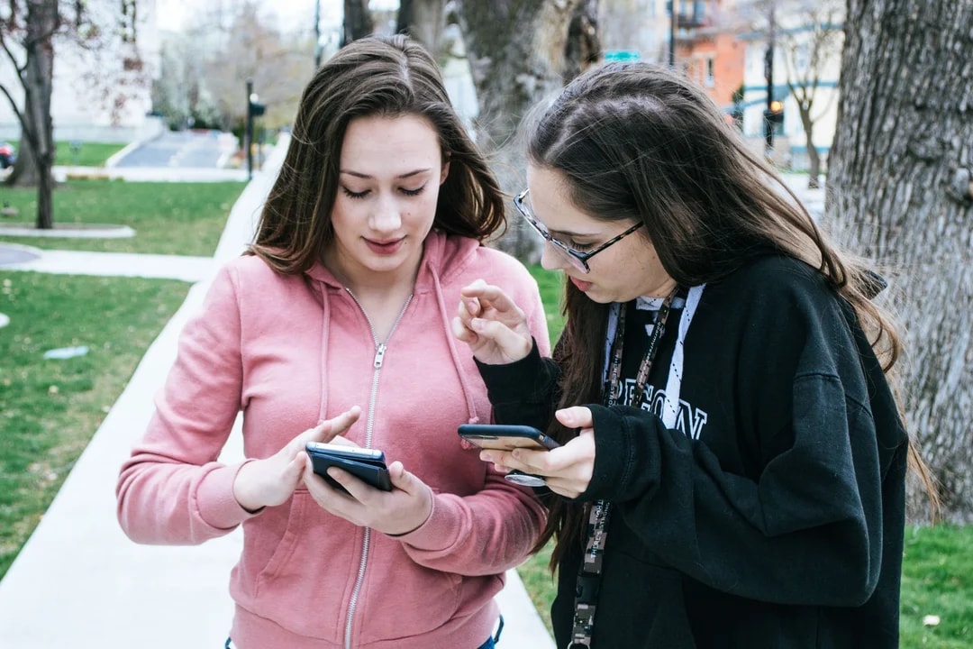 Brytyjski zakaz social mediów. Młodzież poniżej 16 lat bez dostępu.