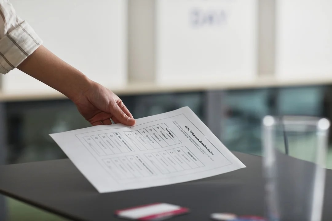 Sondaże partyjne lipiec 2026. Przedsiębiorcy analizują stabilność legislacyjną