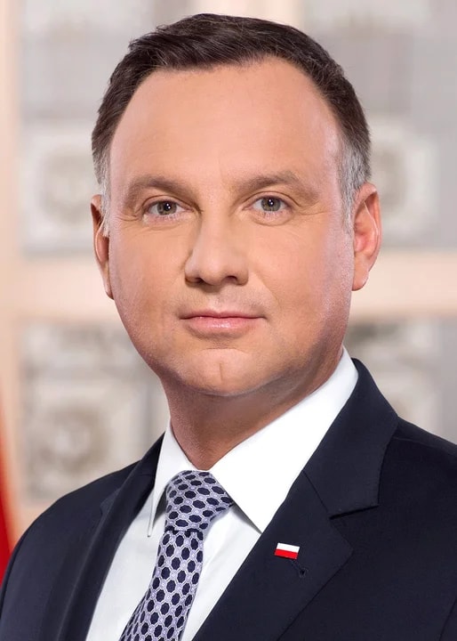 Prezydent Duda ułaskawił Bąkiewicza. Kara prac społecznych anulowana