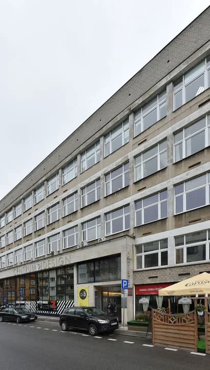 Sondaż CBOS wskazuje na fragmentację Sejmu. Proces legislacyjny będzie złożony.