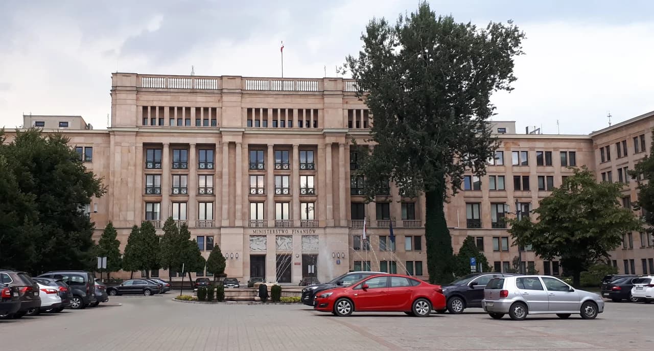 Projekt UD116 zmienia ryczałt. Przedsiębiorcy zapłacą wyższe stawki od 2027 roku
