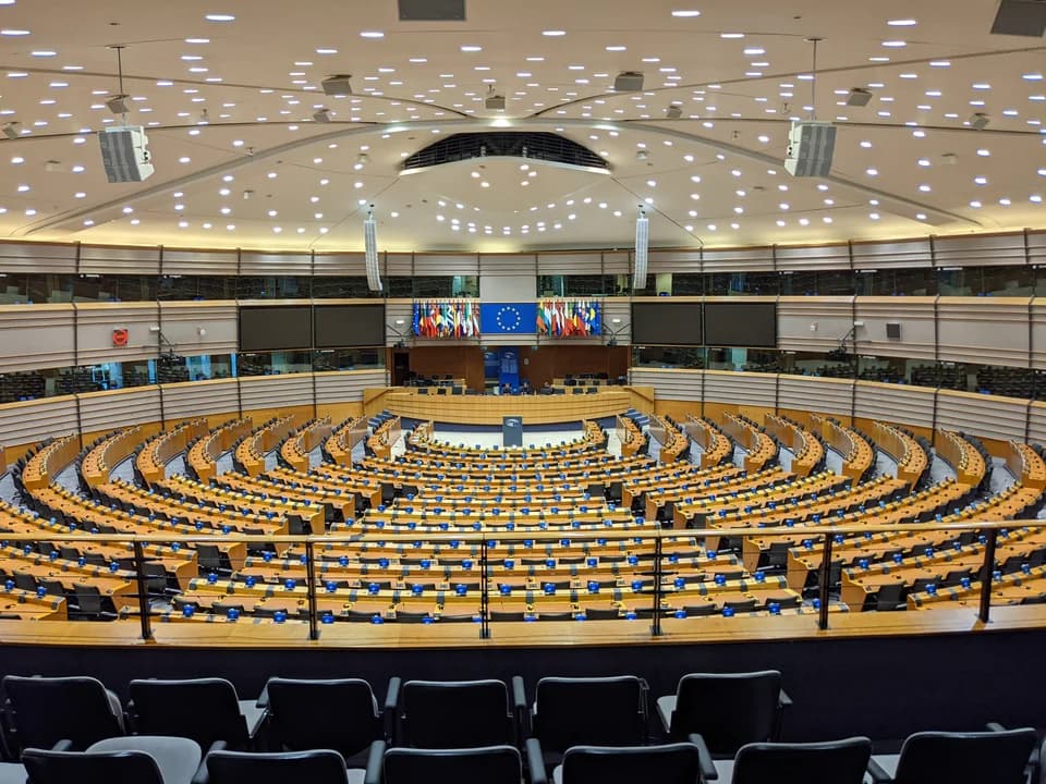 Parlament Europejski zmienia prawa pasażerów. Podróżni zyskują nowe uprawnienia
