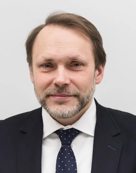 Poseł Grzegorz Lorek wraca do PiS. Grupa Morawieckiego traci posła