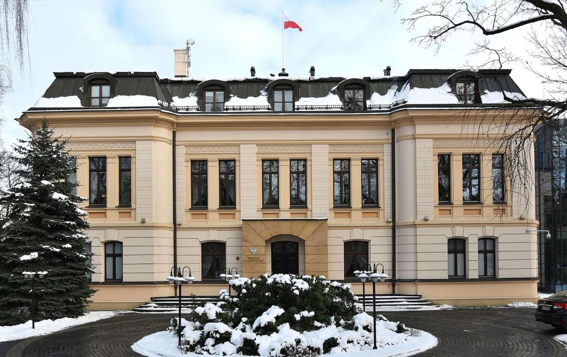 Mianowanie asesorów sądowych. Kontrasygnata premiera budzi spór